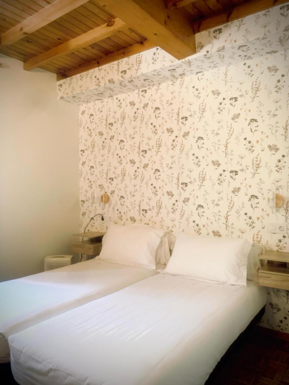 Hostal As Margaritas Santiago de Compostela Ngoại thất bức ảnh