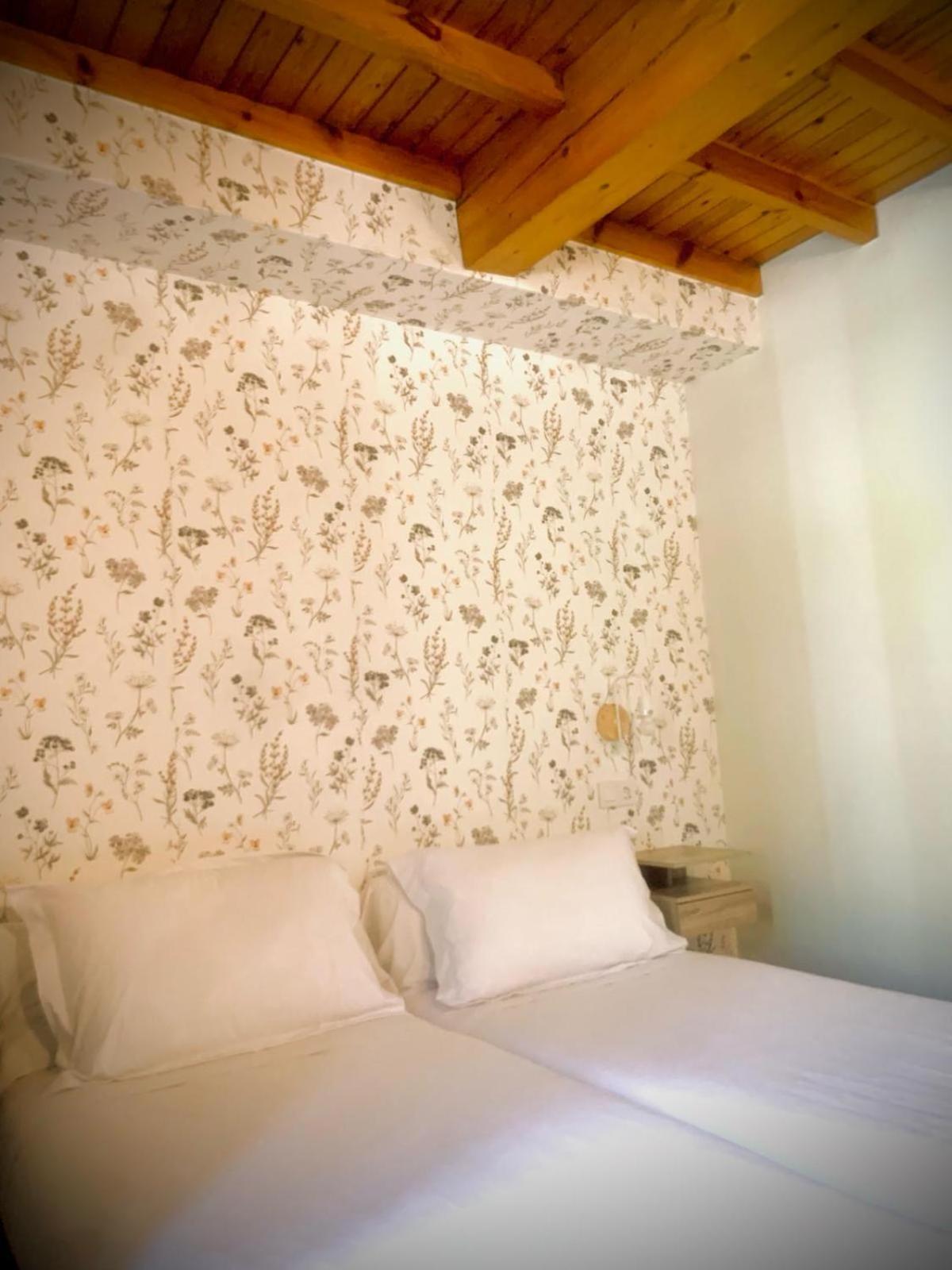 Hostal As Margaritas Santiago de Compostela Ngoại thất bức ảnh