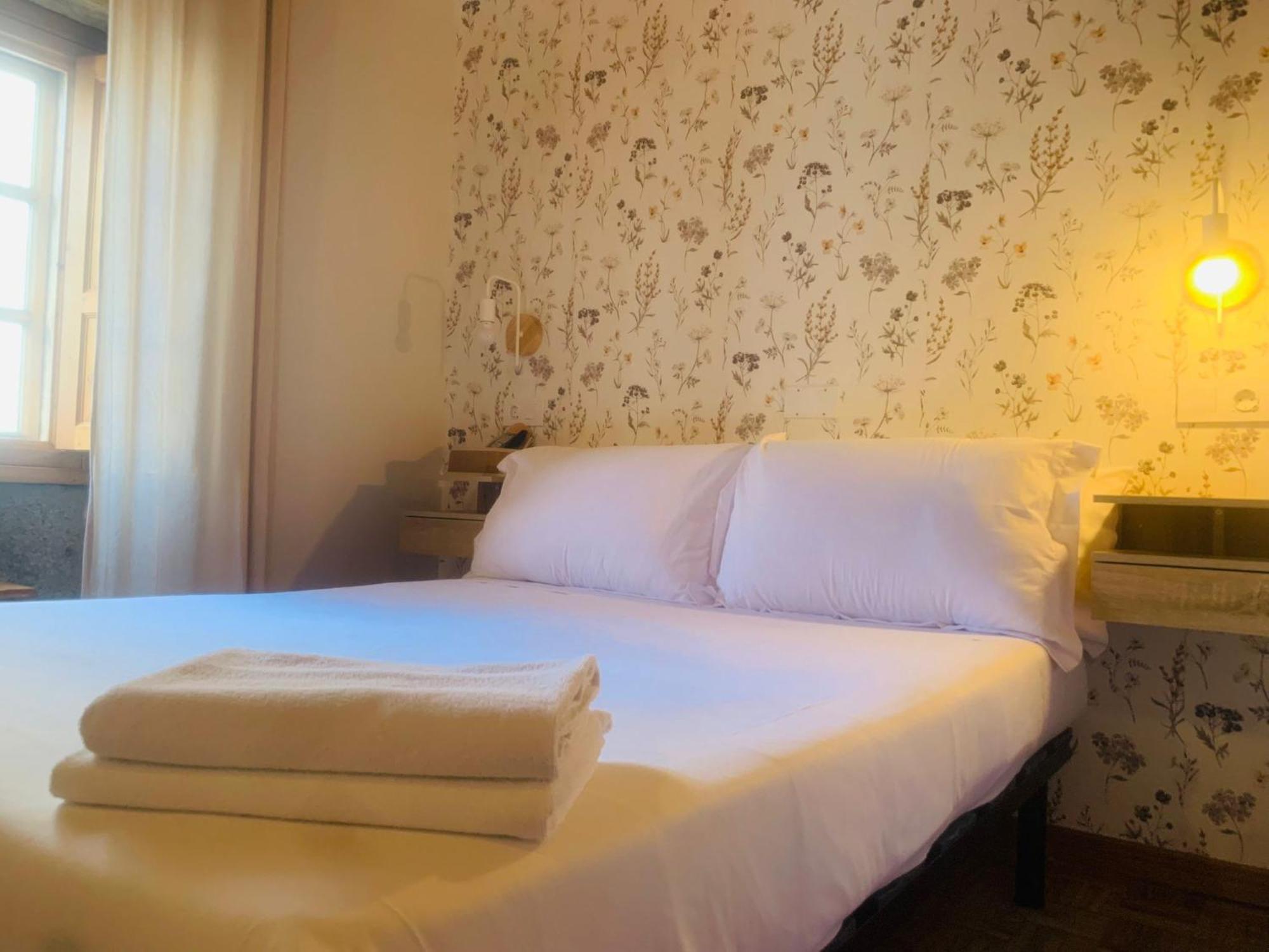 Hostal As Margaritas Santiago de Compostela Ngoại thất bức ảnh
