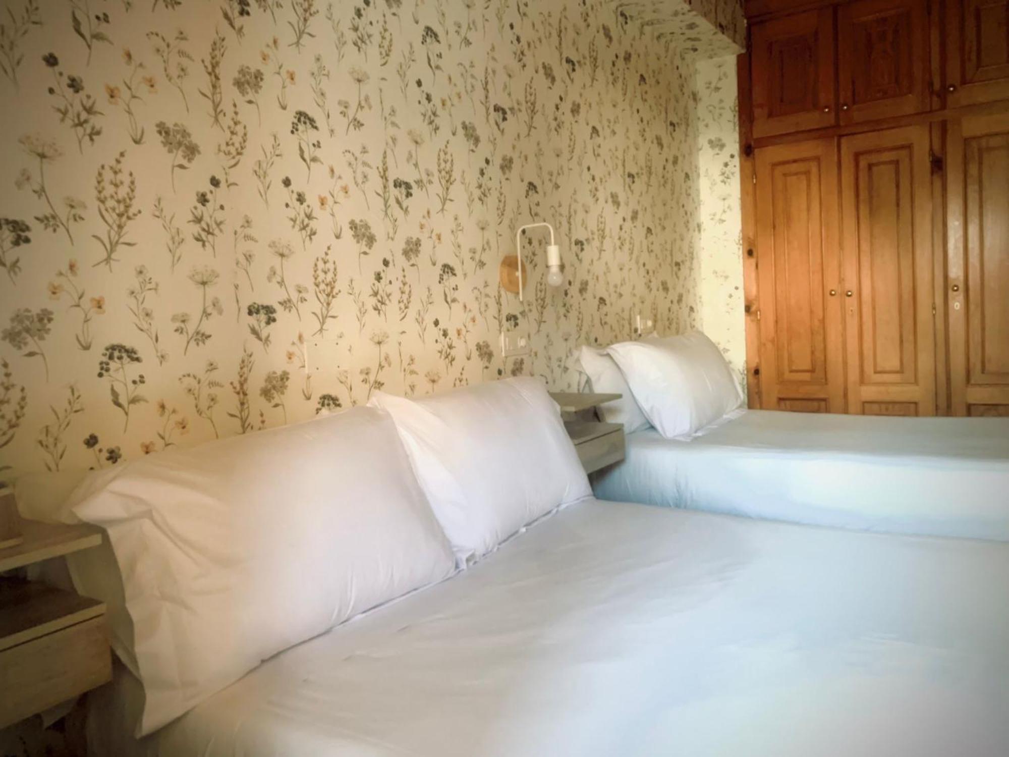 Hostal As Margaritas Santiago de Compostela Ngoại thất bức ảnh